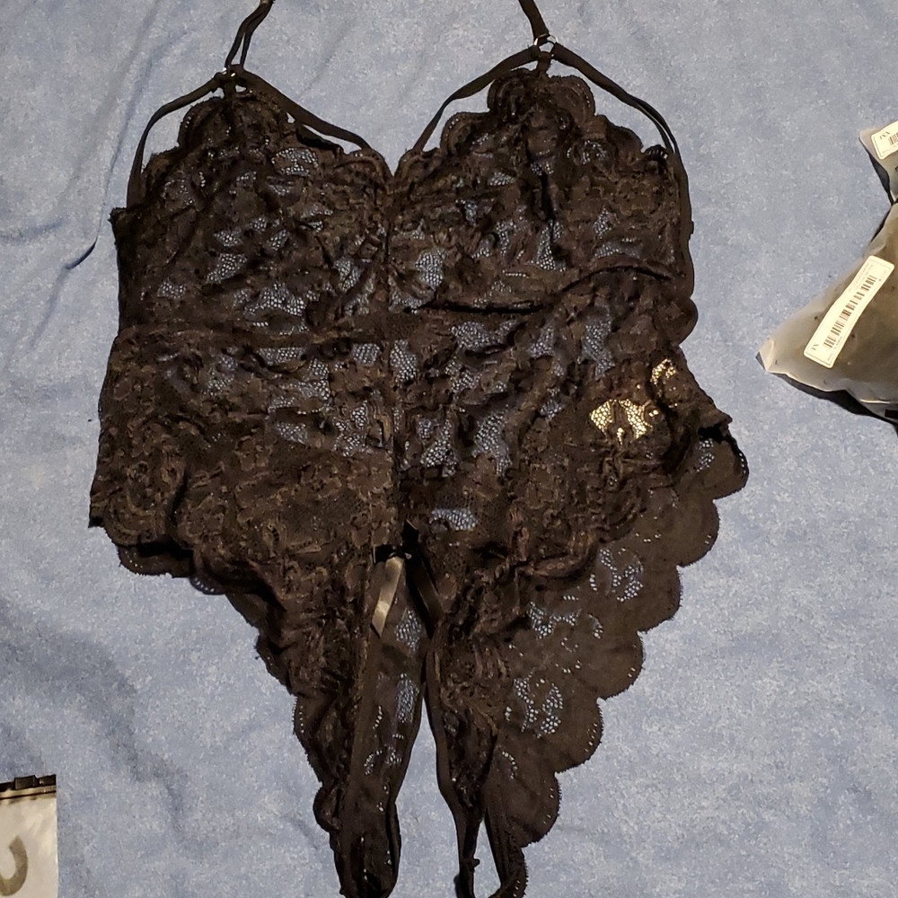 NWOT Black teddy, crotchless, XXL